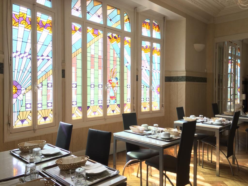 Hotel De Normandie Amiens Esterno foto