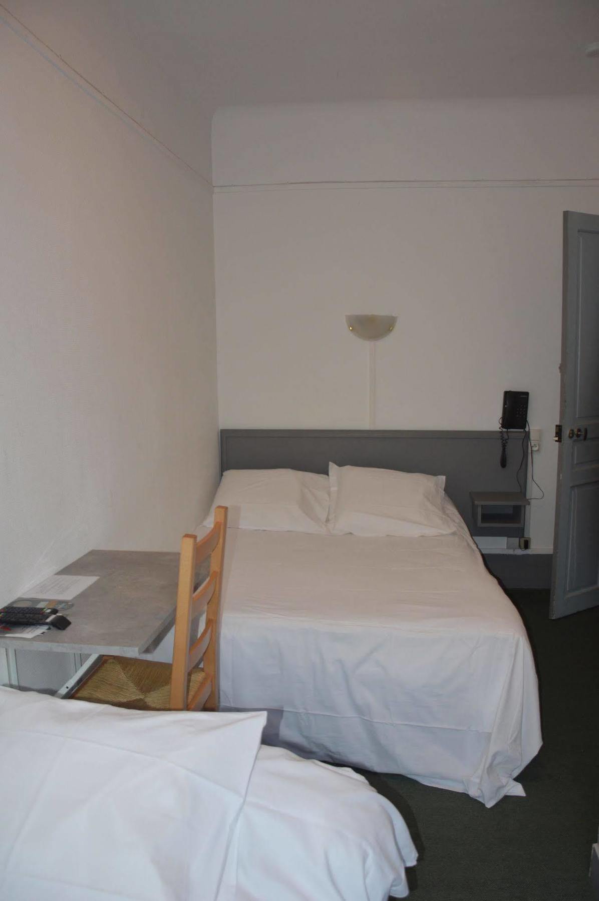 Hotel De Normandie Amiens Esterno foto